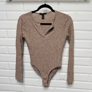 Forever 21 Women’s Light Brown Long Sleeve Ribbed V-Neck Bodysuit Top
